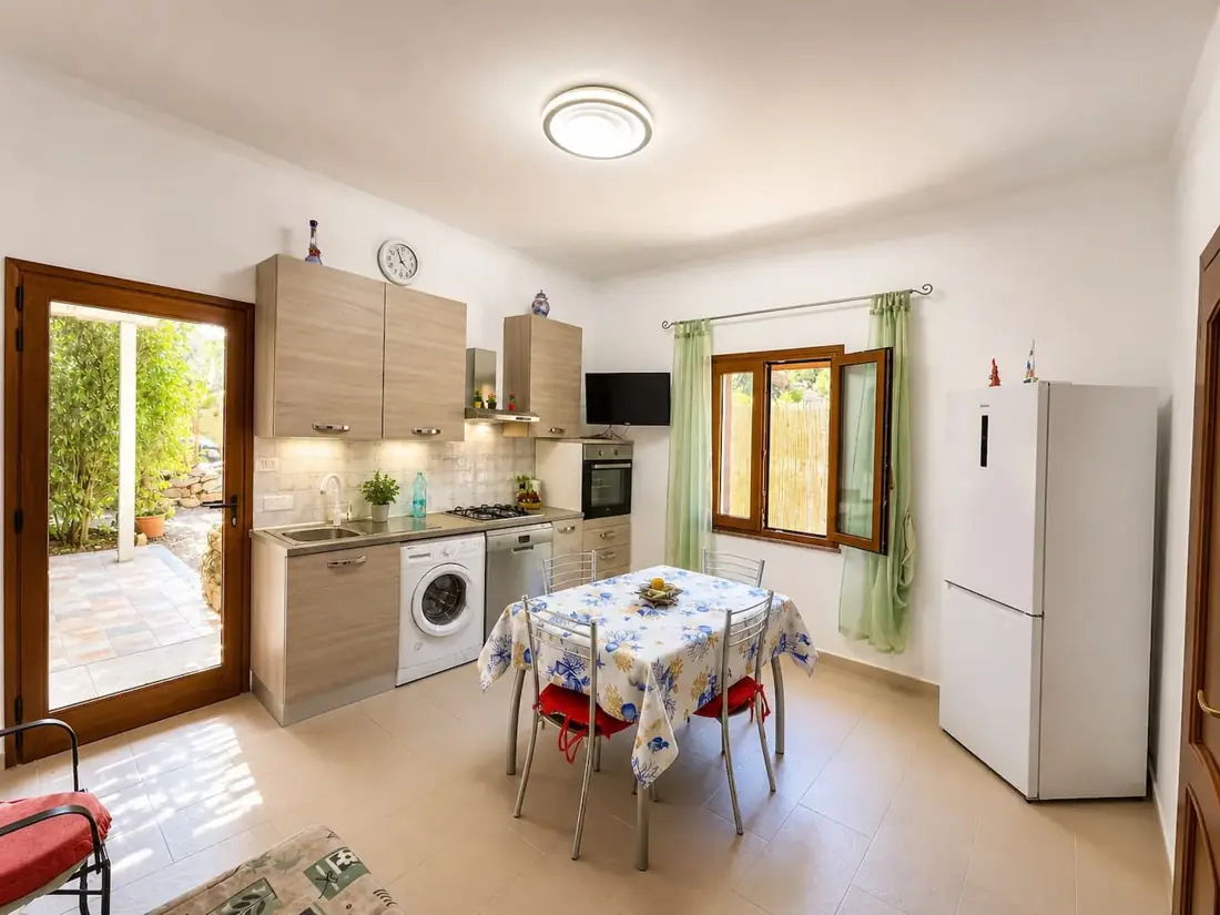 Casa Chia Oleandro — Zona pranzo