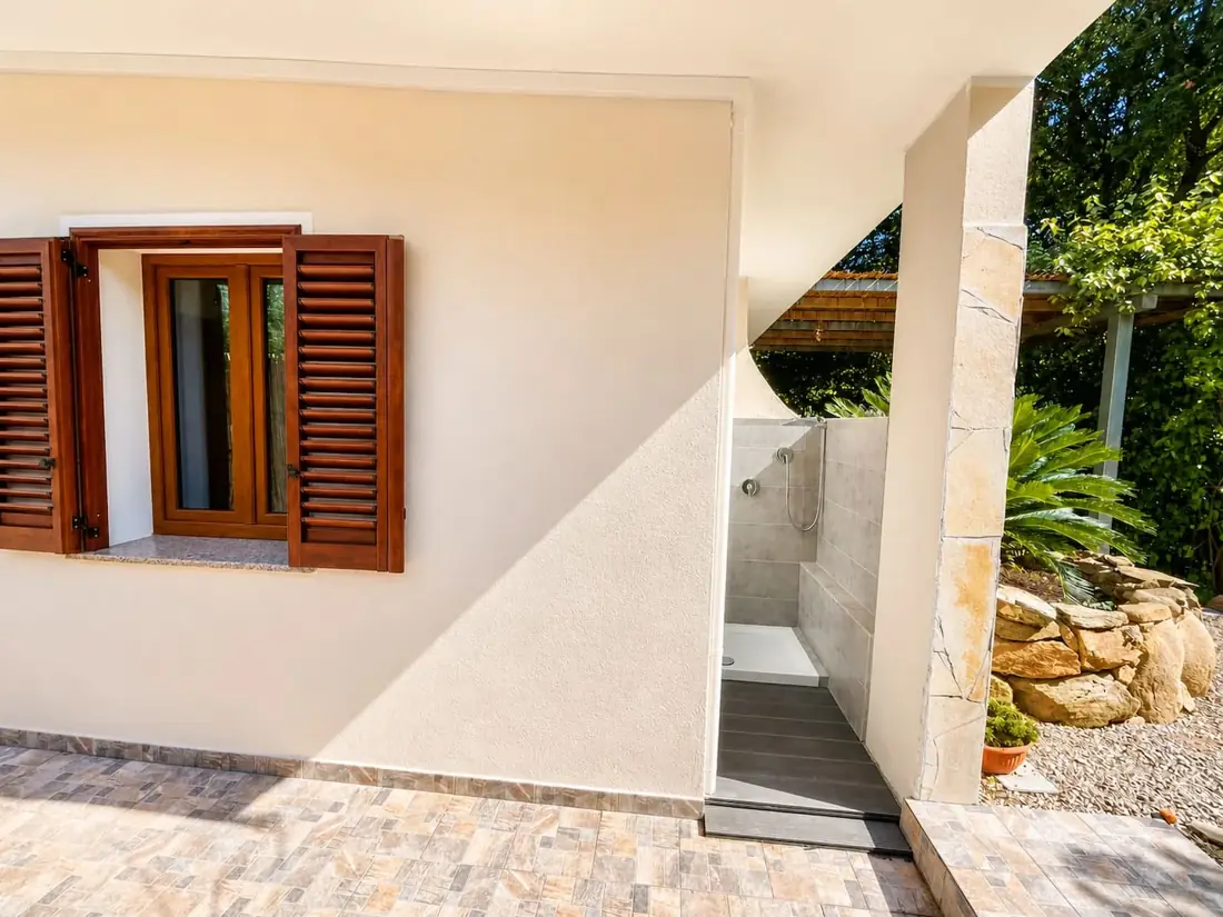 Casa Chia Oleandro — Esterni