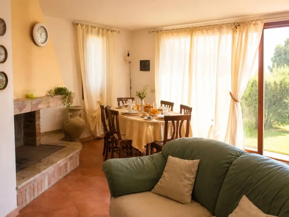 Domus de Maria · Casa Leo — dell'annuncio