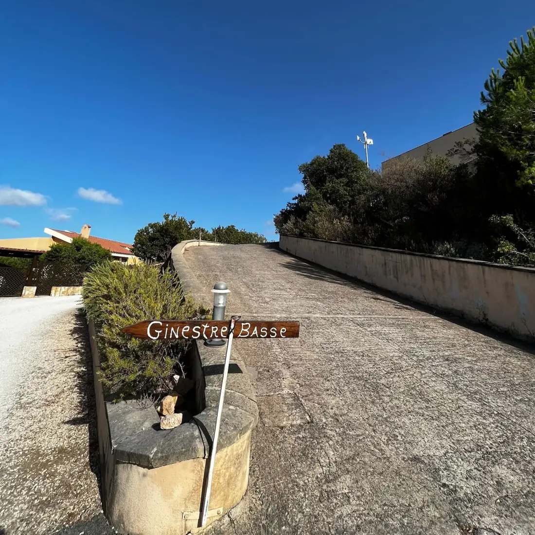 La Ginestra 37 — Dettaglio della casa