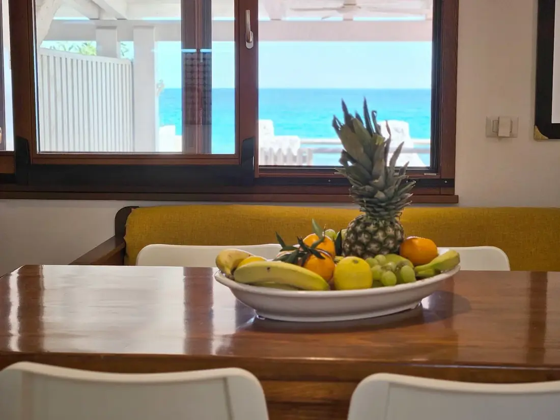 La Perla sul mare — Zona pranzo