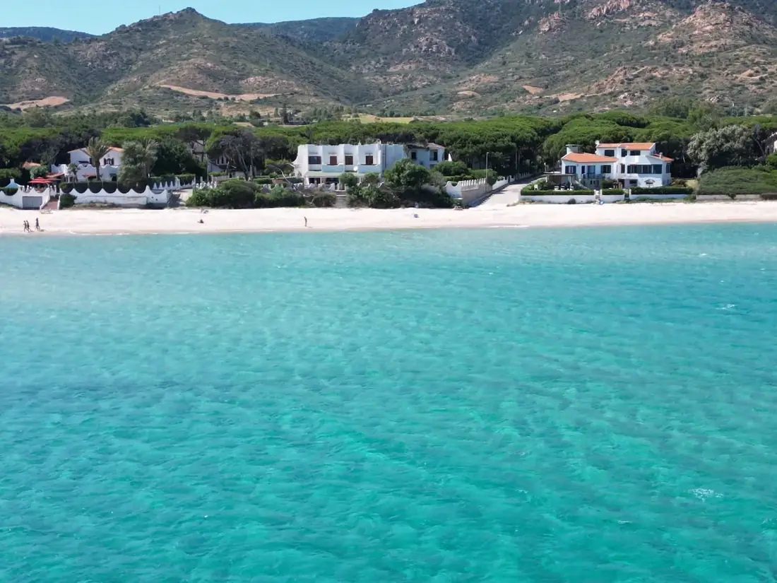 La Perla sul mare — Dettaglio della casa