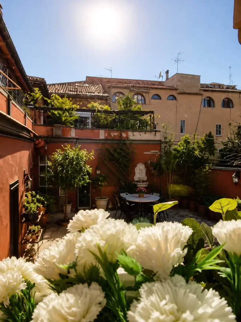 Oleandro Rosa — Cortile