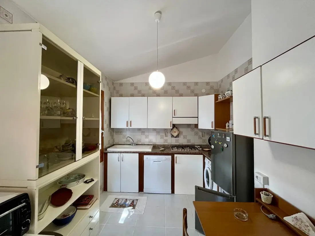 Perla Marina Green House — Cucina completa