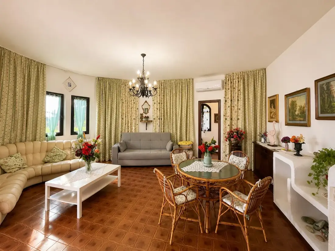 Villa Avventura · Beachfront Apartment — Zona pranzo