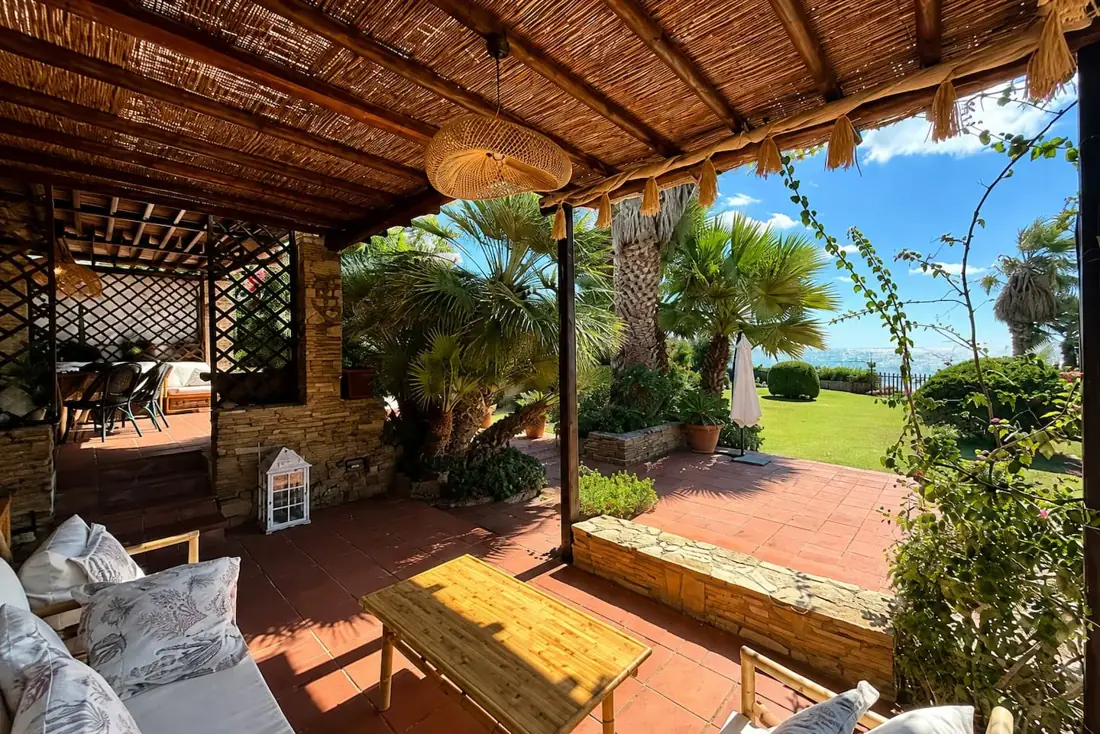 Villa indipendente fronte spiaggia — Esterni